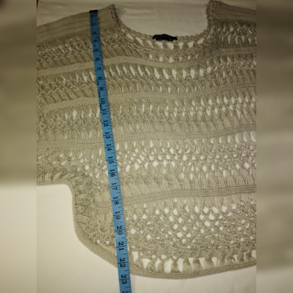 Bcbgmaxazria beige crochet top size M - Picture 7 of 8